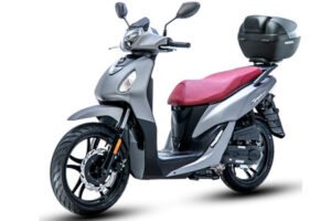 Rent a scooter in Paros